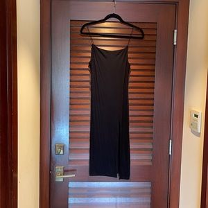 JOAH BROWN Sexy Ribbed Slit Black Dress (S)